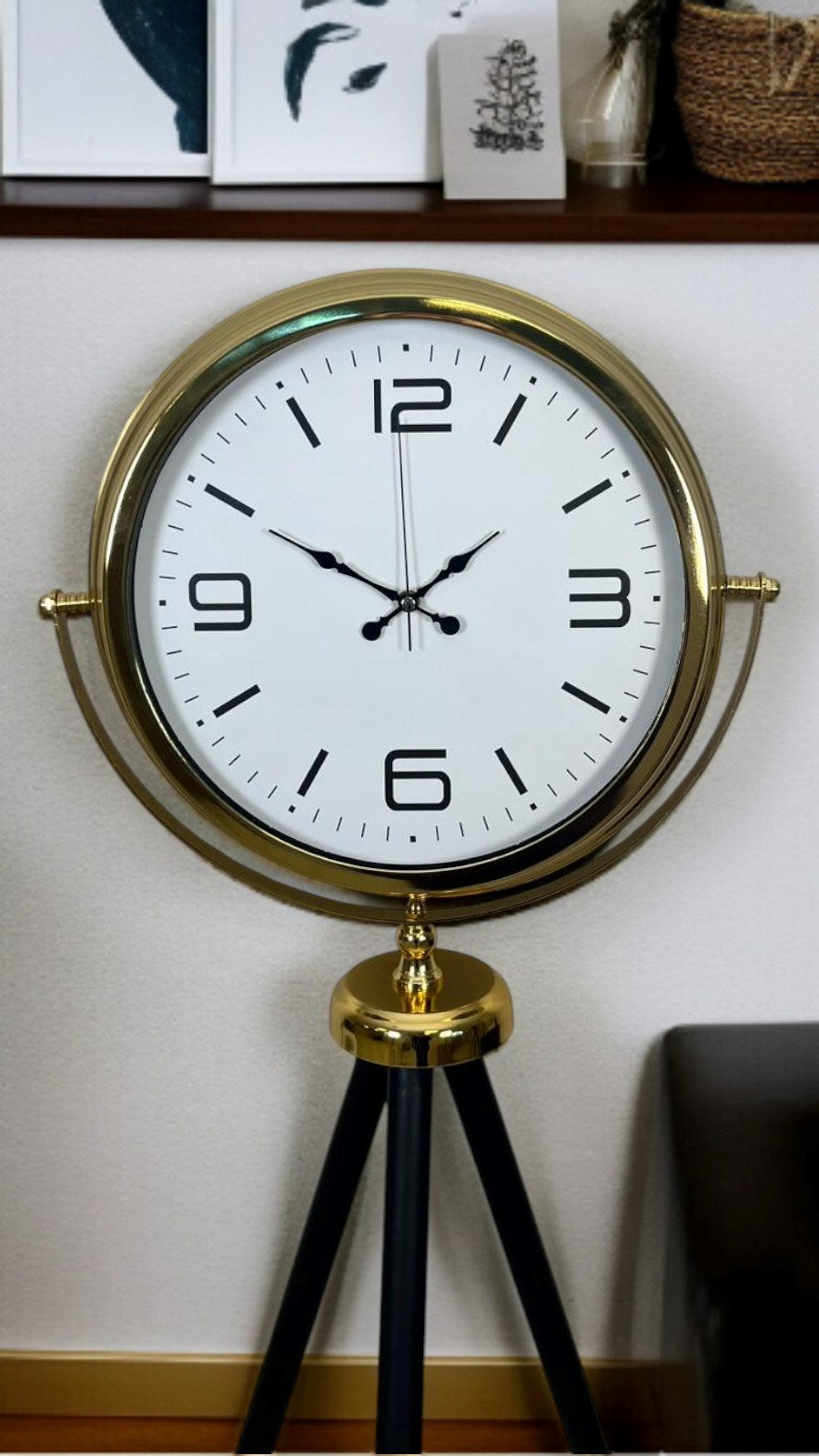 Zentime Elegance Gold Tripod Ayaklı Saat