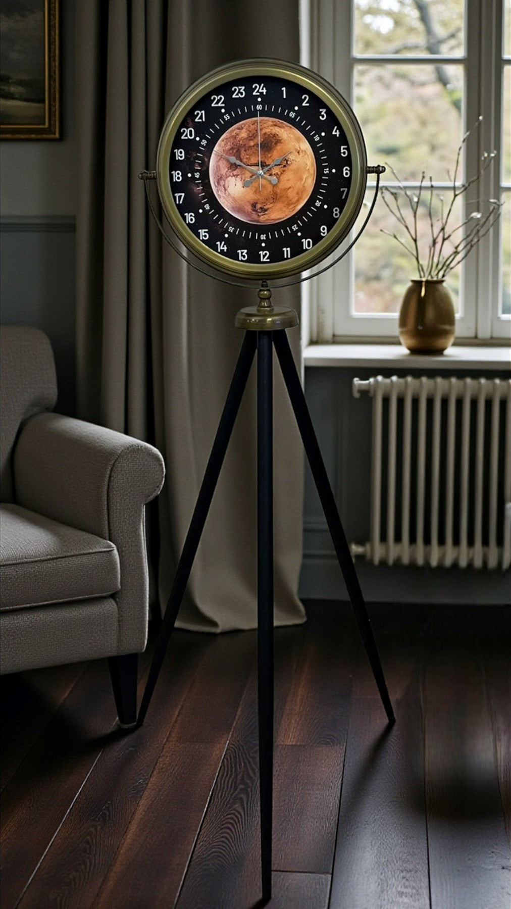 Eskitme 24 Saat Göstergeli Özel Tasarım Tripod Ayaklı Saat