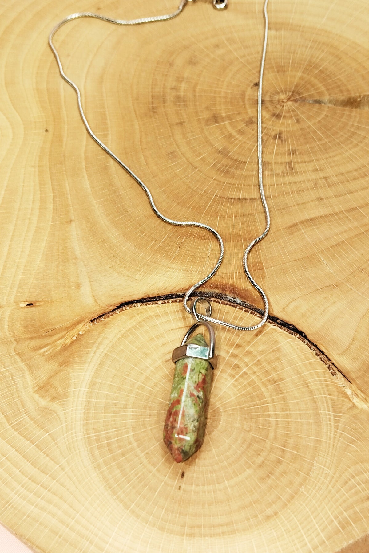 Unakit Doğal Taşı Zincirli El Yapımı Kolye Uç: 3 cm Zincir: 20 cm Kutulu