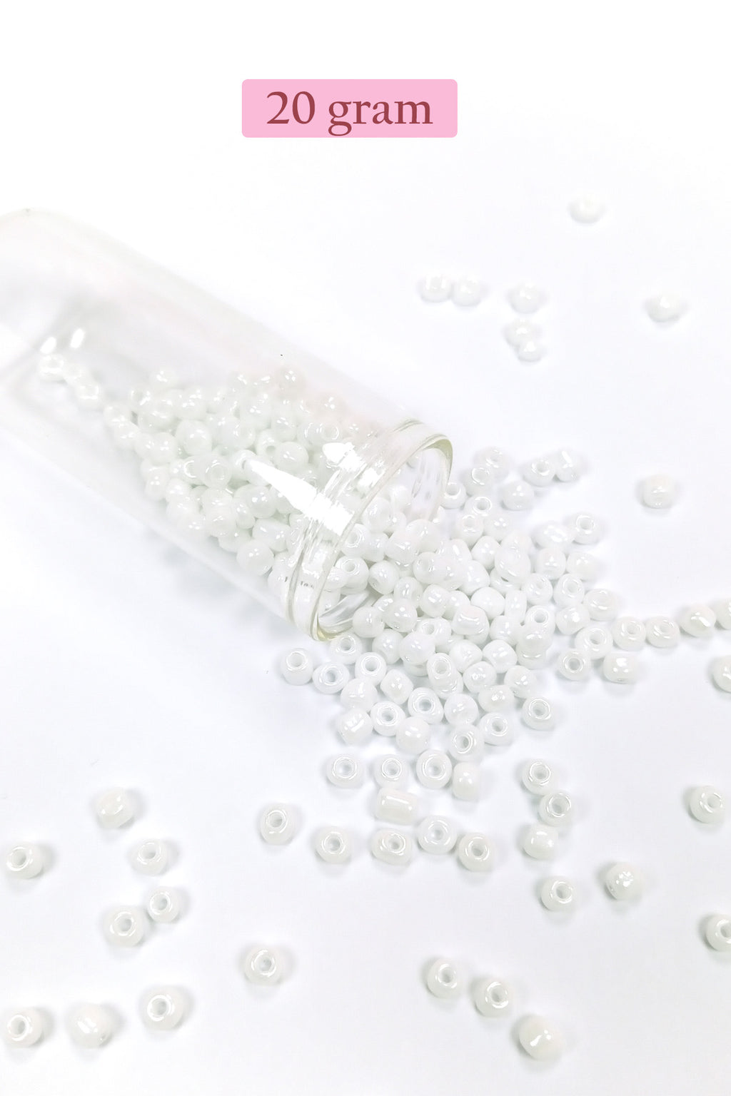 Dökme Cam Kum Boncuk Büyük Boy (6/0) 4 mm - 20 Gram - Kar Beyaz - BNC073