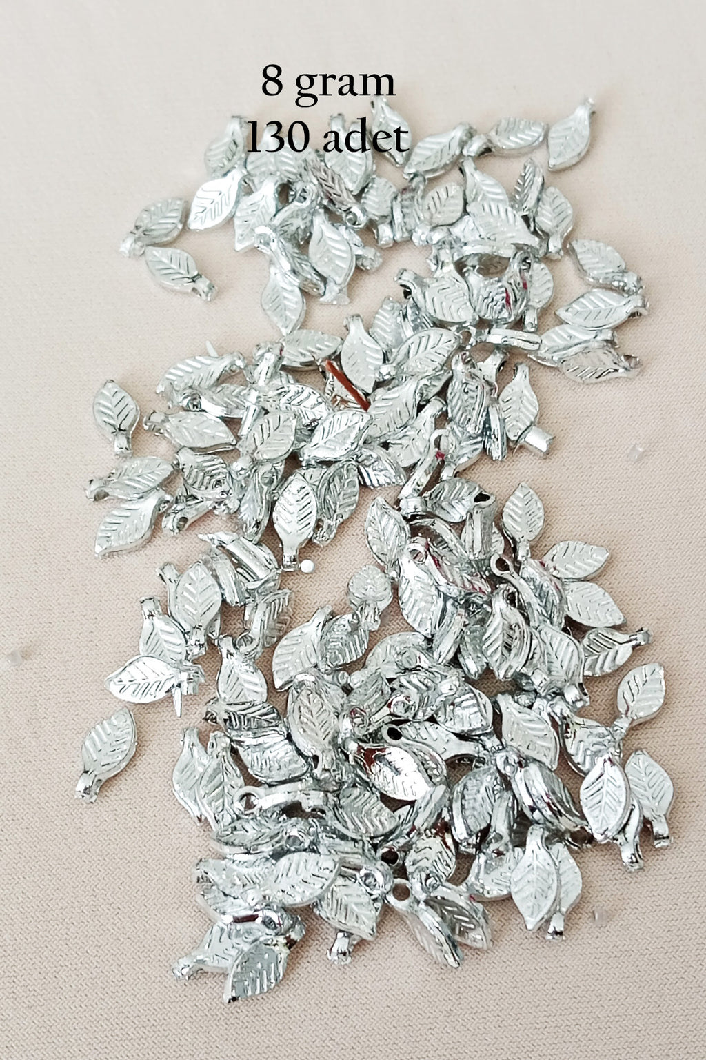 Oya Abiye Bileklik Kolye Pleksi Metalik Plastik Pul Gümüş Renk 8 gram 130 adet - BNC514