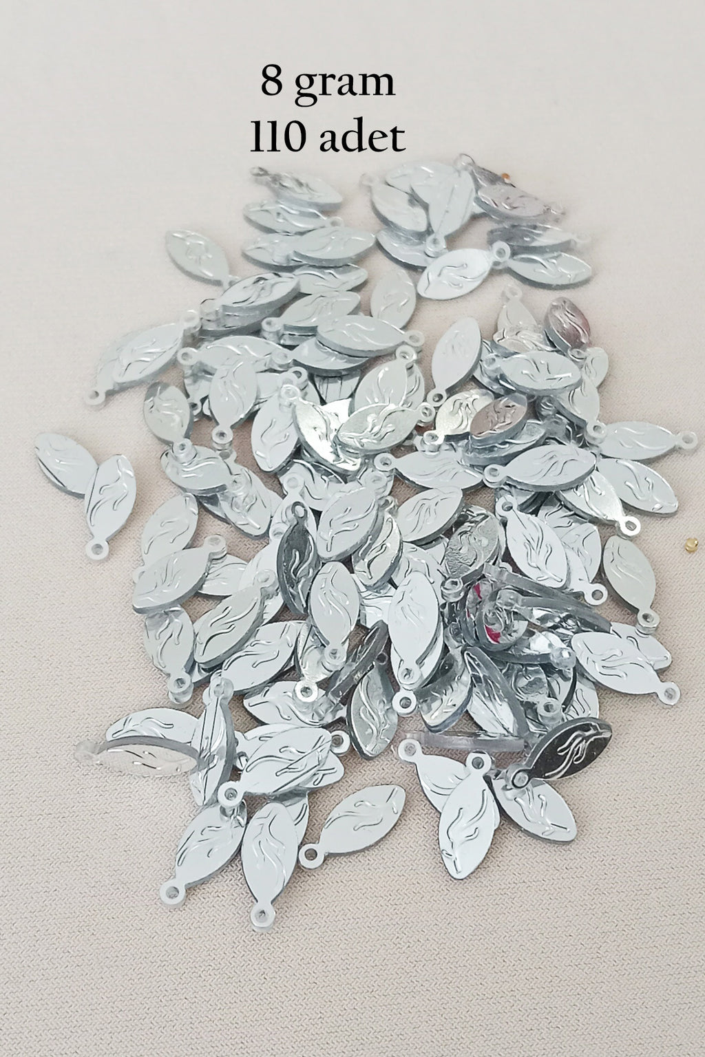 Oya Abiye Bileklik Kolye Pleksi Metalik Plastik Pul Gümüş Renk 8 gram 110 adet - BNC515