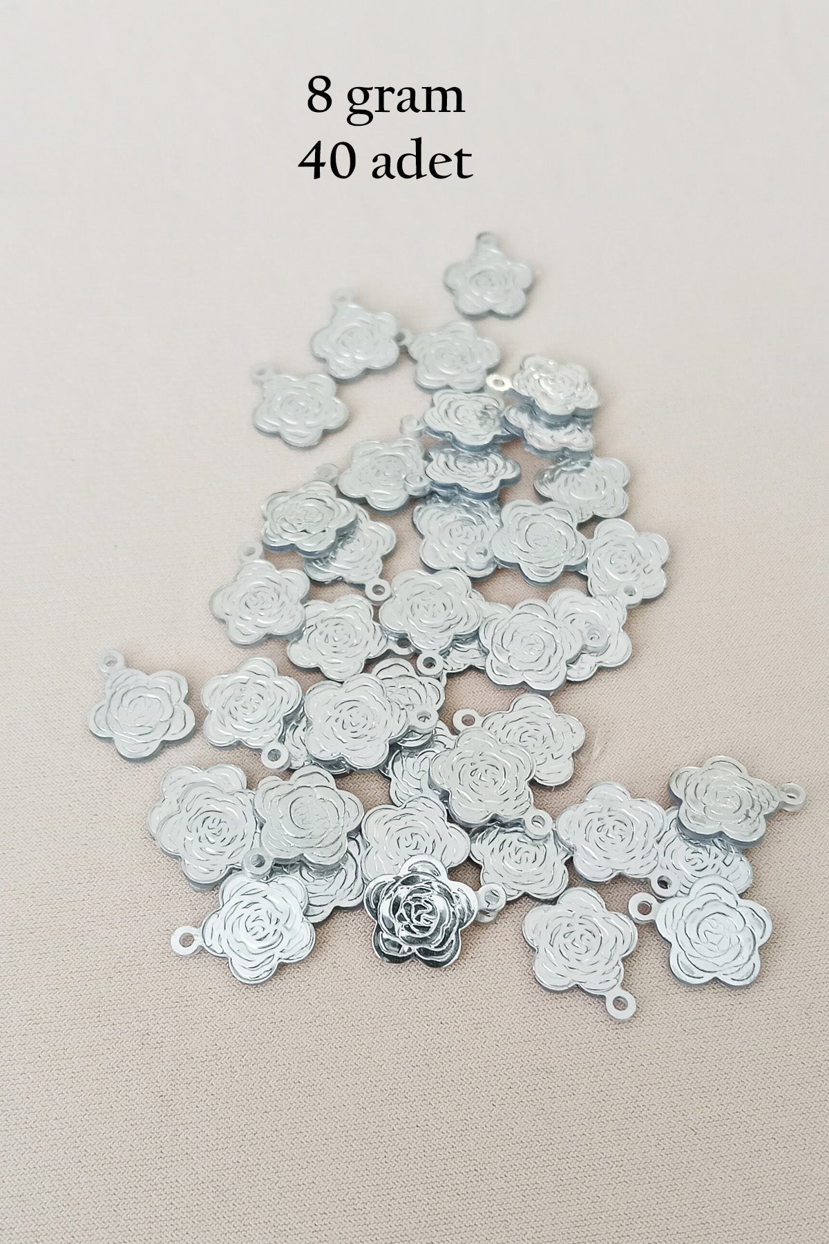 Oya Abiye Bileklik Kolye Pleksi Metalik Plastik Pul Gümüş Renk 8 gram 40 adet - BNC524