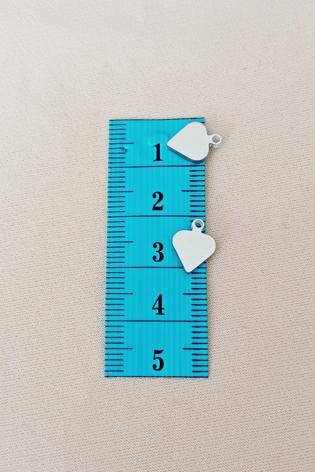 Oya Abiye Bileklik Kolye Pleksi Metalik Plastik Pul Gümüş Renk 8 gram 70 adet - BNC530