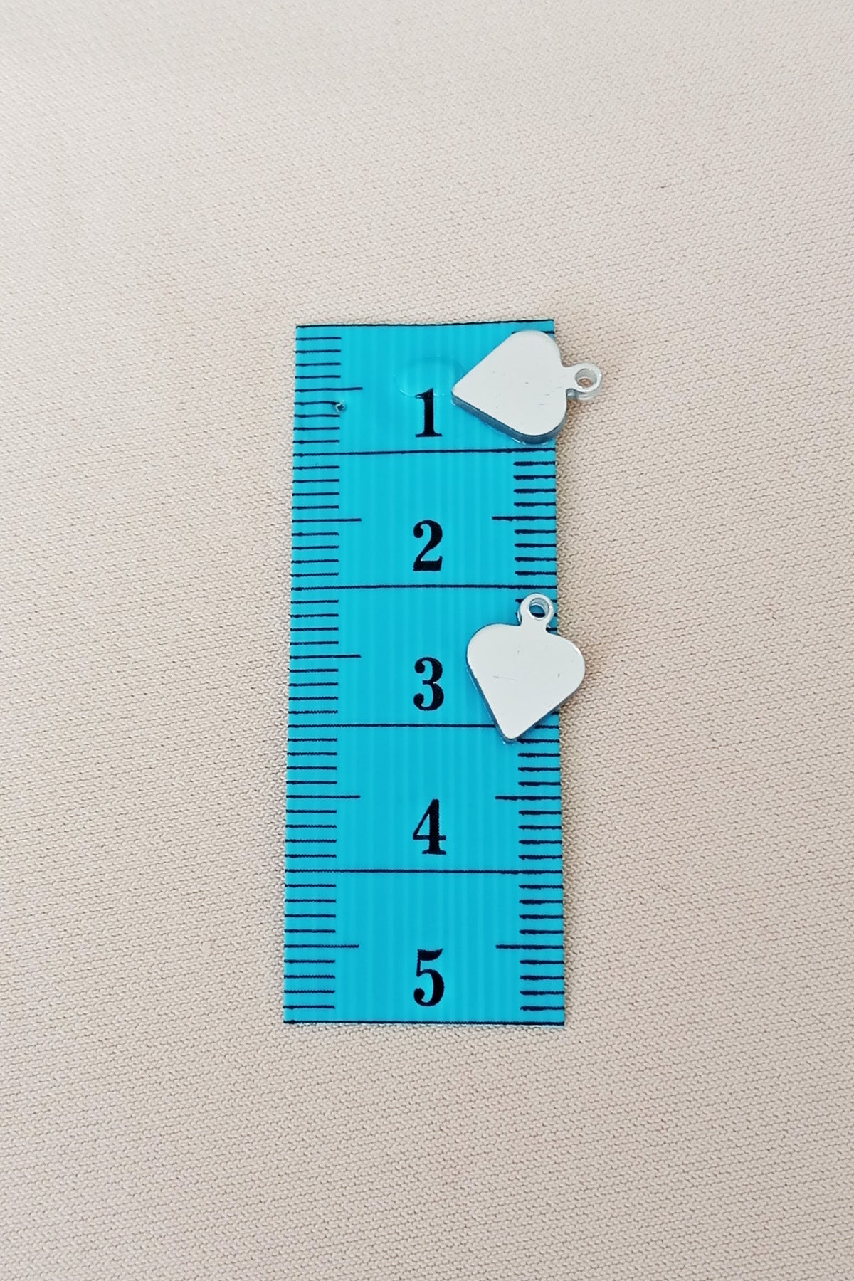 Oya Abiye Bileklik Kolye Pleksi Metalik Plastik Pul Gümüş Renk 8 gram 70 adet - BNC530