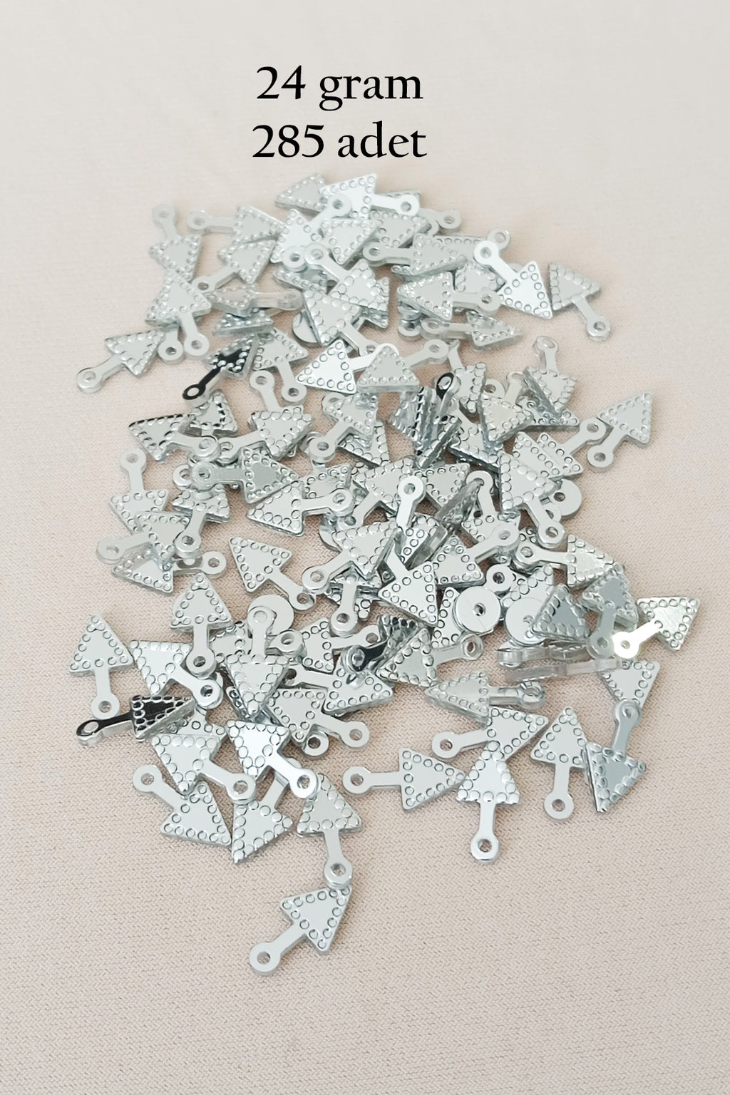 Oya Abiye Bileklik Kolye Pleksi Metalik Plastik Pul Gümüş Renk 24 gram 285 adet - BNC565