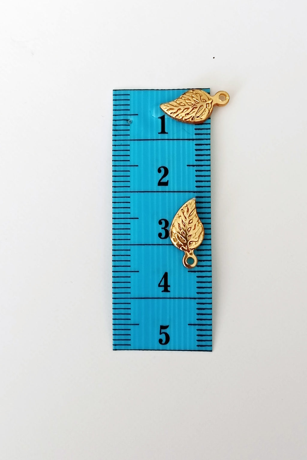 Oya Abiye Bileklik Kolye Pleksi Metalik Plastik Pul Altın Renk 8 gram 85 adet - BNC486