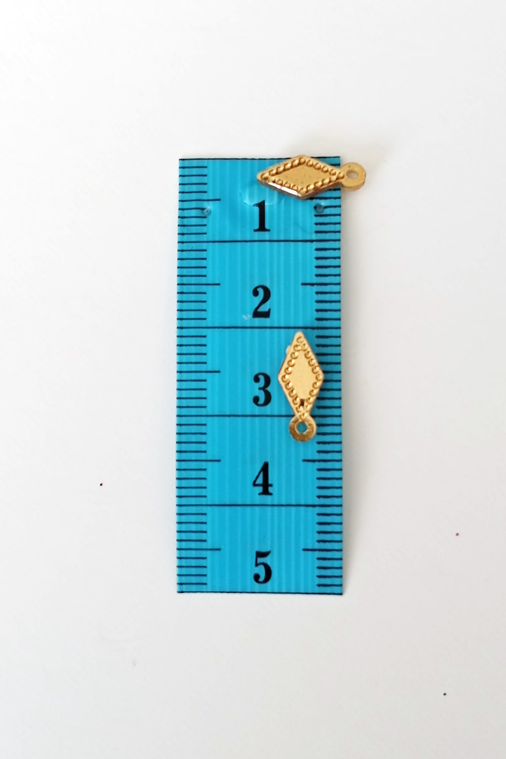 Oya Abiye Bileklik Kolye Pleksi Metalik Plastik Pul Altın Renk 8 gram 100 adet - BNC490