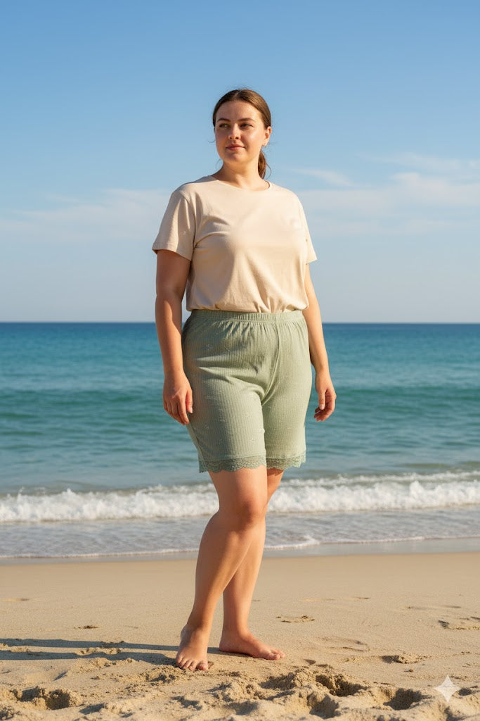 Bambu Fitilli Kadın Ev Şortu Bacak Dantel Detaylı Ev Giyim Yeşil