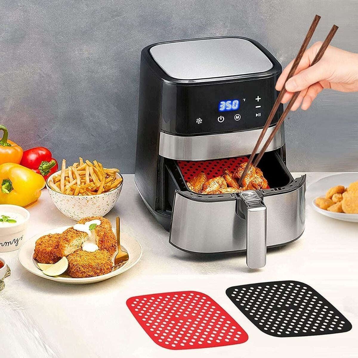 GENEL® Siyah Isıya Dayanıklı Yıkanılabilir Silikon Fırın Ve Airfryer Kare Model Pişirme Matı 21,5 Cm - UcuzaGeliyor