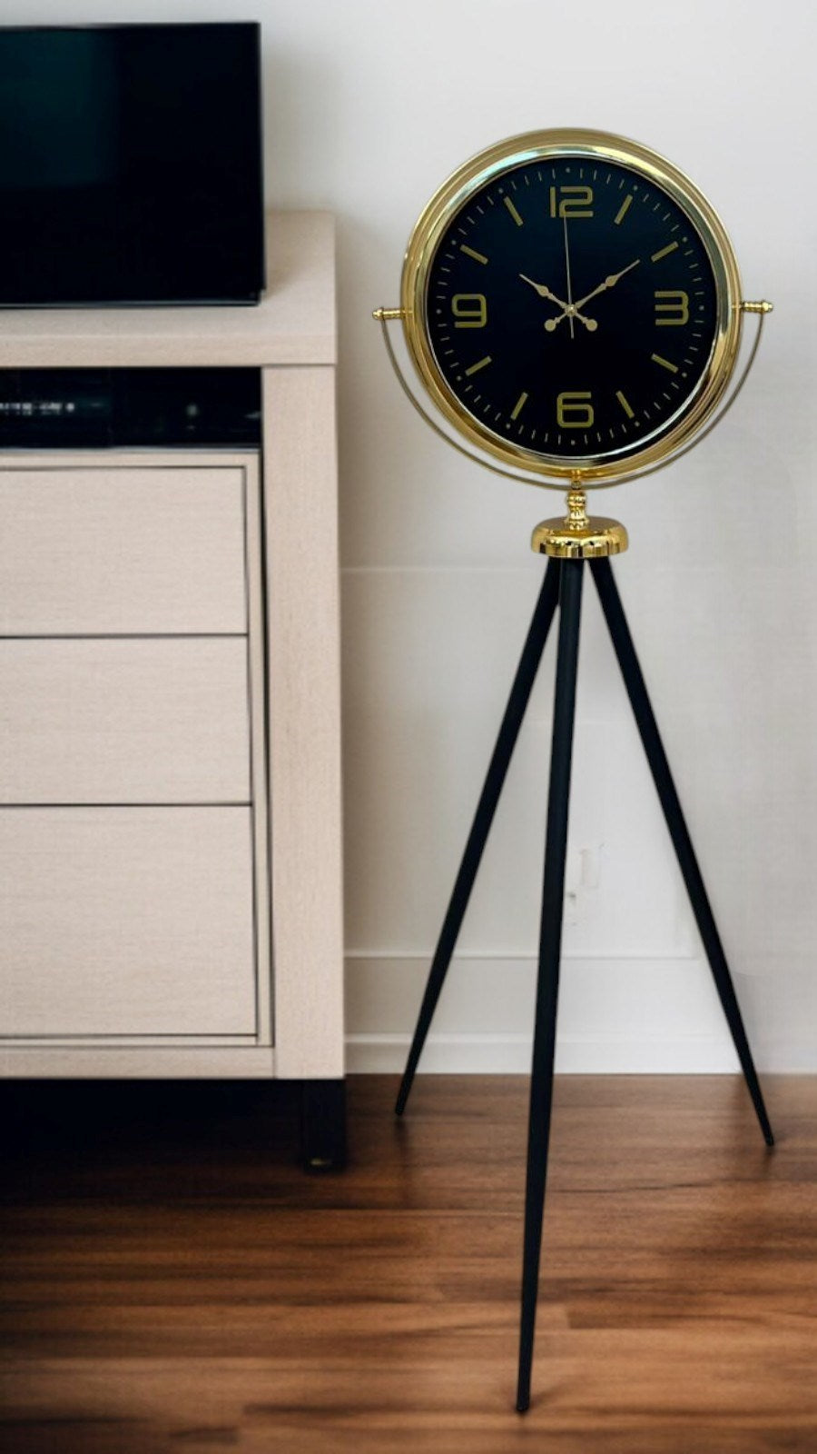 Gold Dekoratif Tasarım Tripod Ayaklı Saat