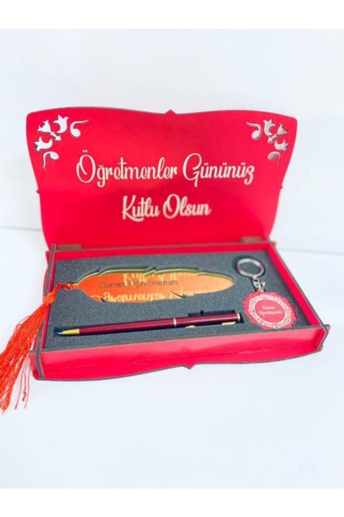 Öğretmenler Gününe Özel Tasarımlı Ahşap Kutu Kalem , Ayraç Ve Anahtarlık Seti