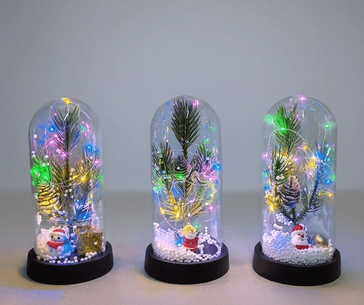 Yılbaşı Temalı Işıklı  Dekoratif Cam Fanus Alk5074